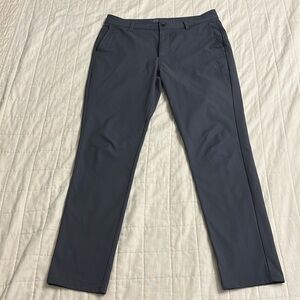 Vuori Cascade Tech Chino Pant Charcoal Size 32